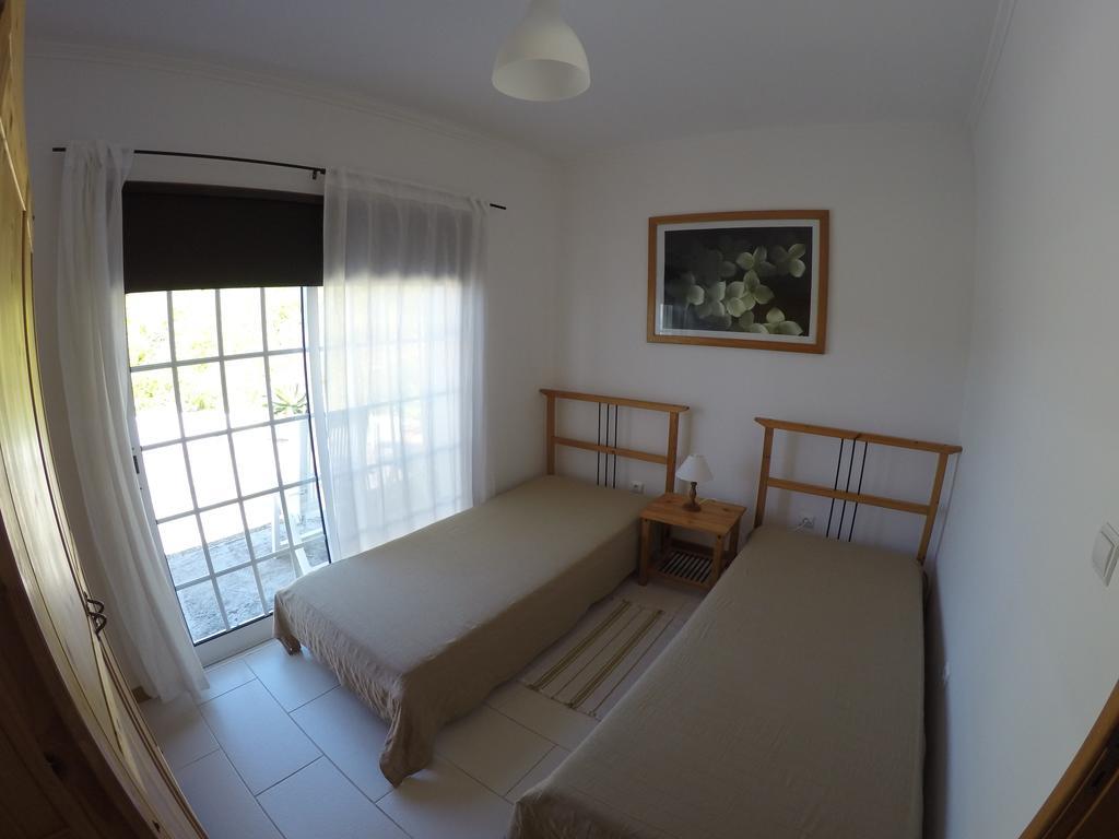 Aldeia Da Encosta Villa เวลาส ภายนอก รูปภาพ