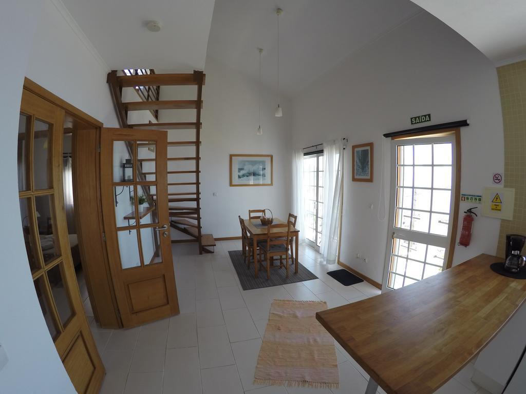 Aldeia Da Encosta Villa เวลาส ภายนอก รูปภาพ